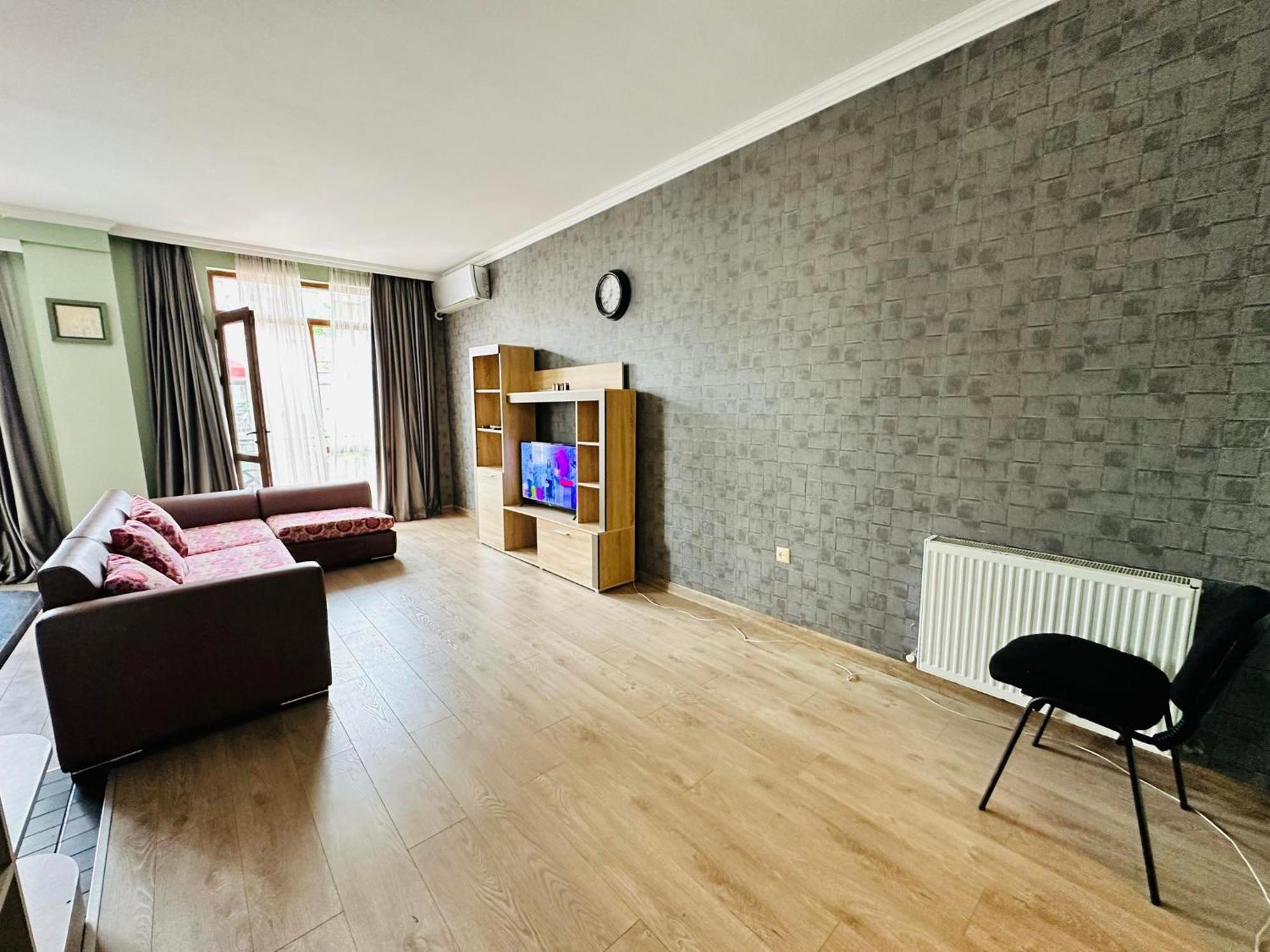 Apartmán Apt On Gorgasali 94 Batumi Exteriér fotografie
