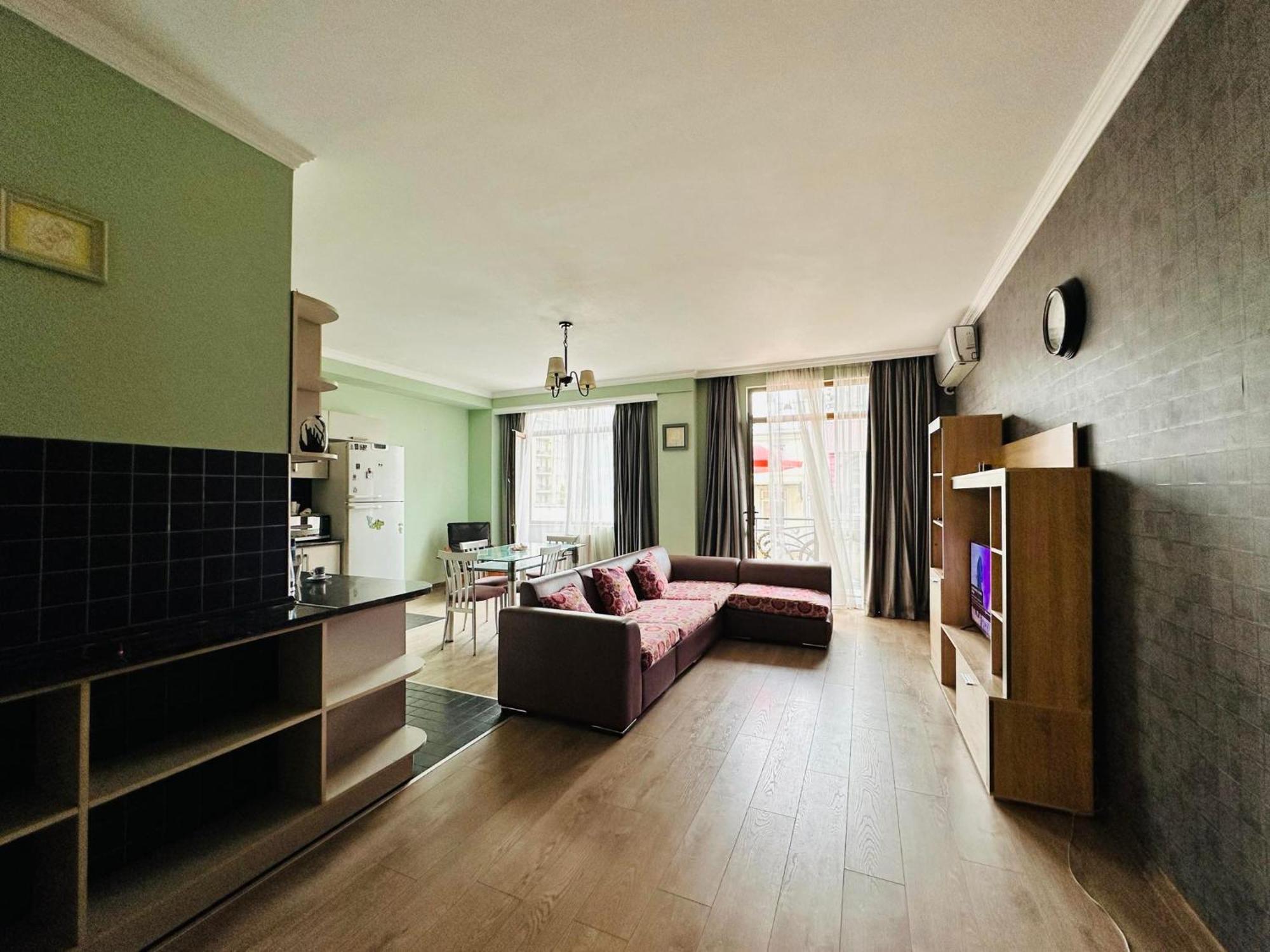 Apartmán Apt On Gorgasali 94 Batumi Exteriér fotografie