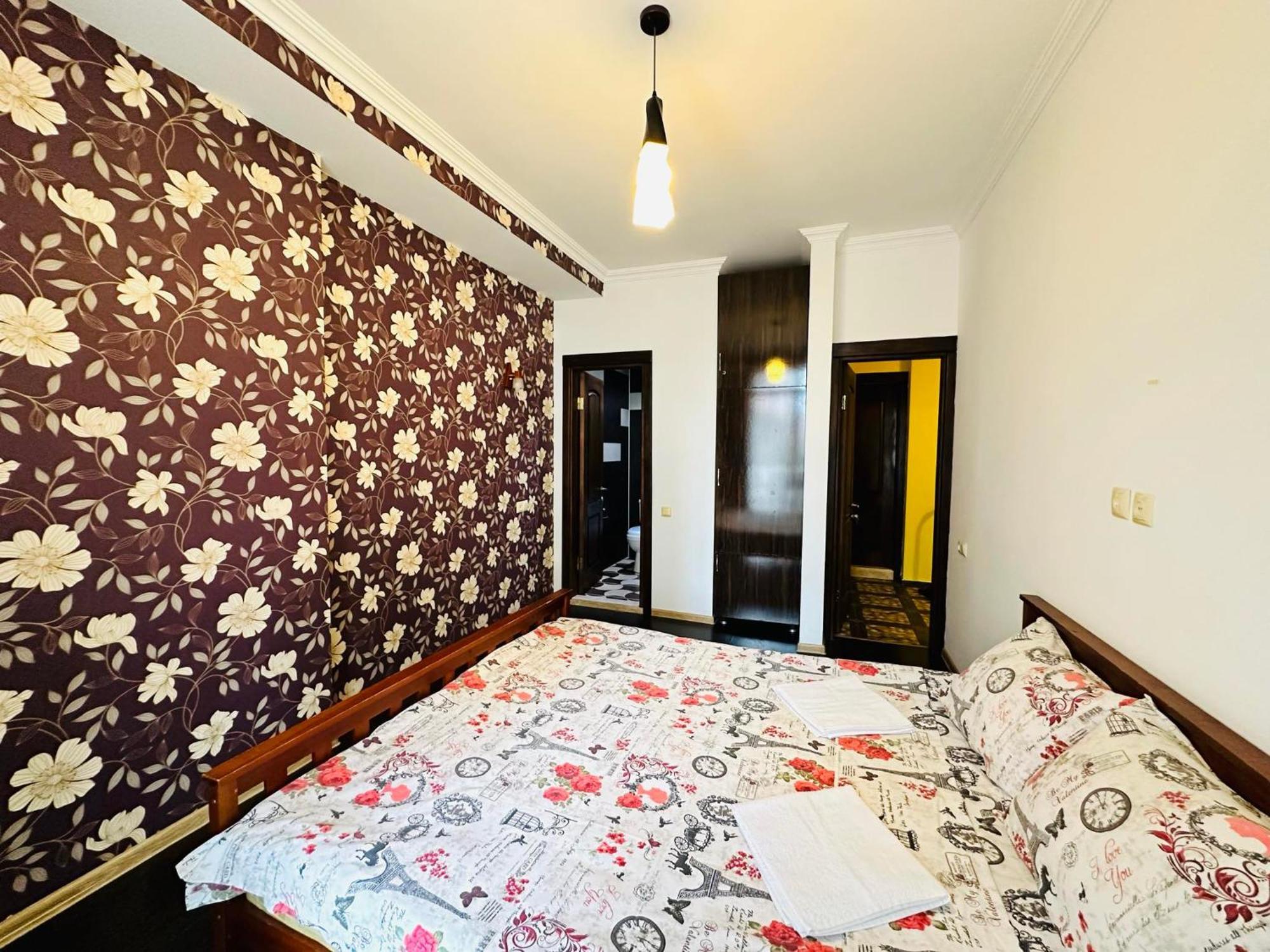 Apartmán Apt On Gorgasali 94 Batumi Exteriér fotografie