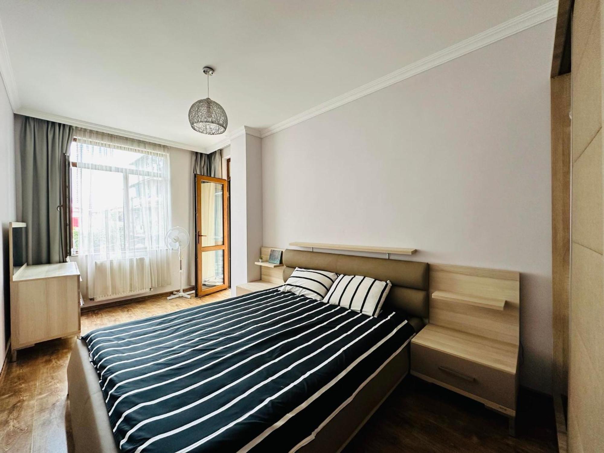 Apartmán Apt On Gorgasali 94 Batumi Exteriér fotografie