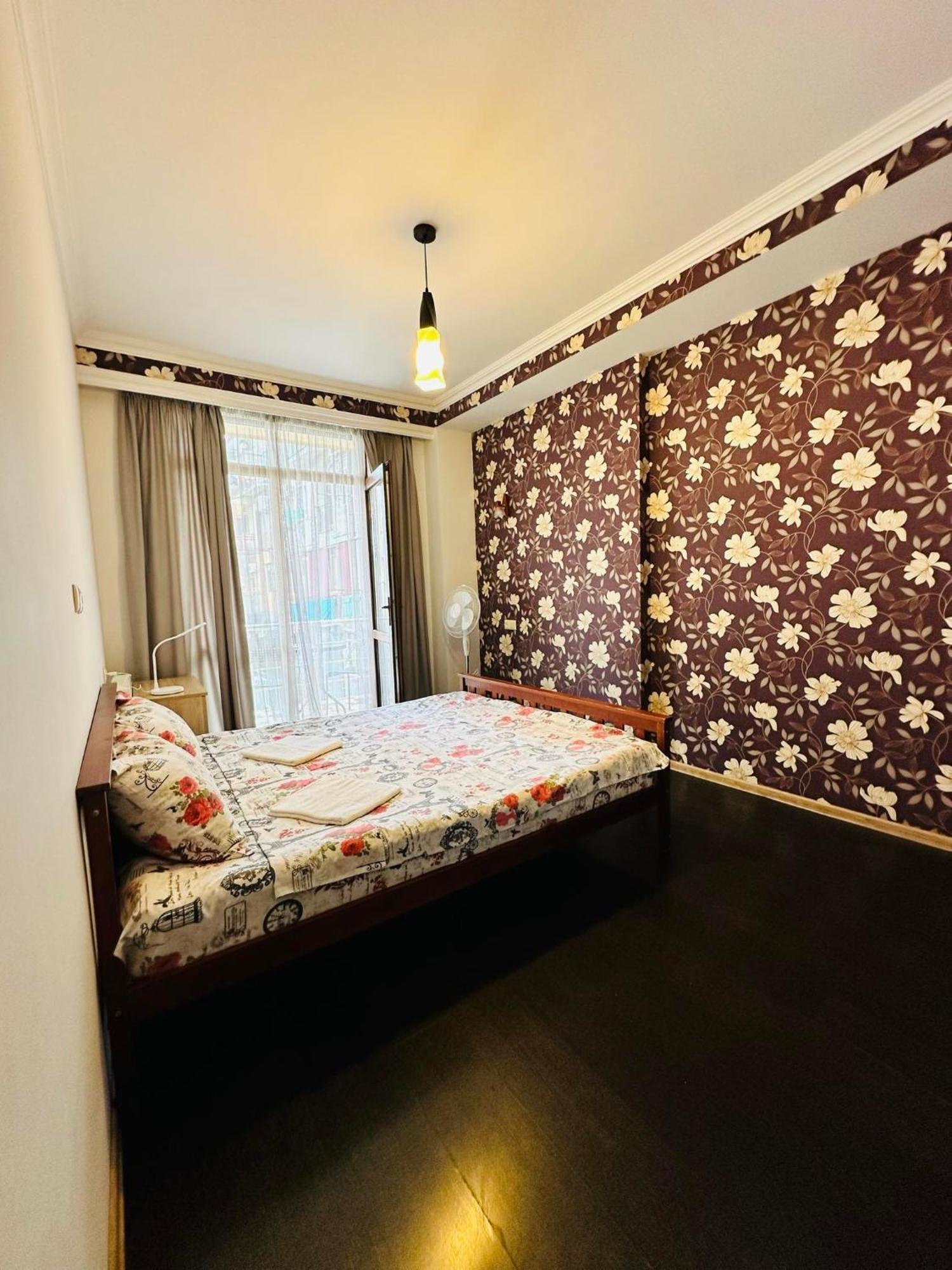 Apartmán Apt On Gorgasali 94 Batumi Exteriér fotografie